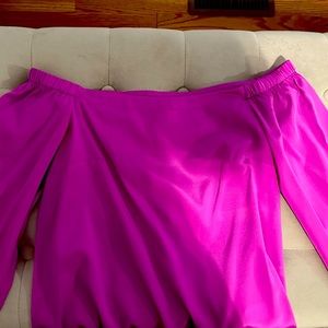 Lilly pulitzer off the shoulder magenta silk top. XS